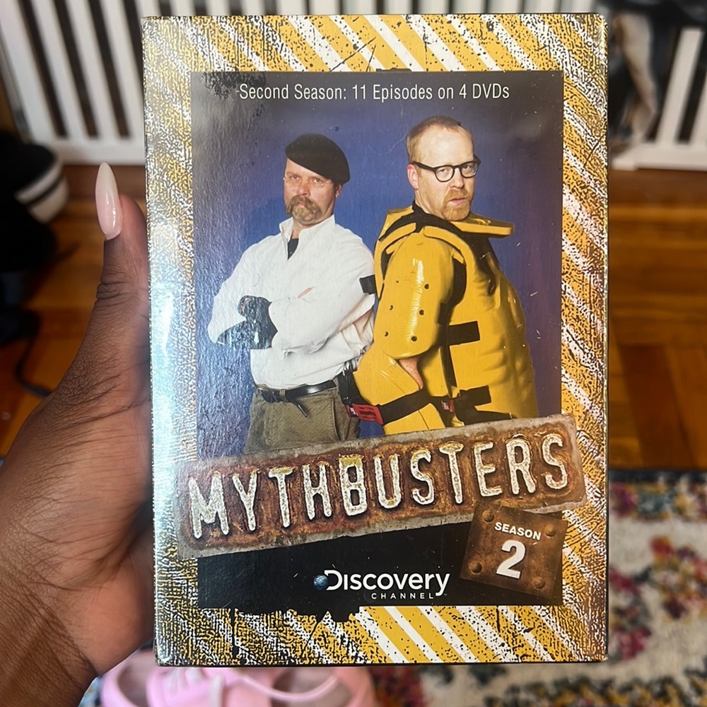 Mythbusters season 2, 11 episodes on 4 DVDs